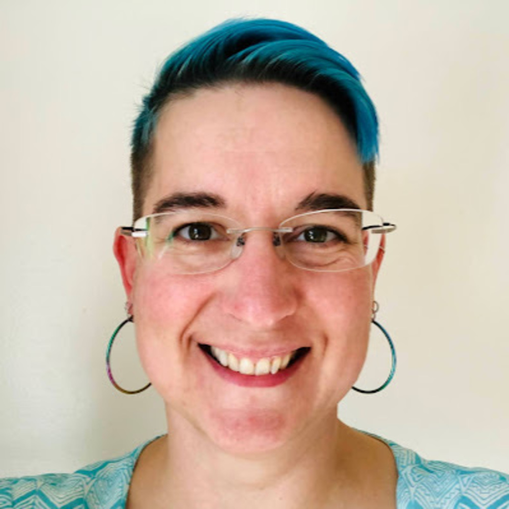 Meet your Posher, Andrea